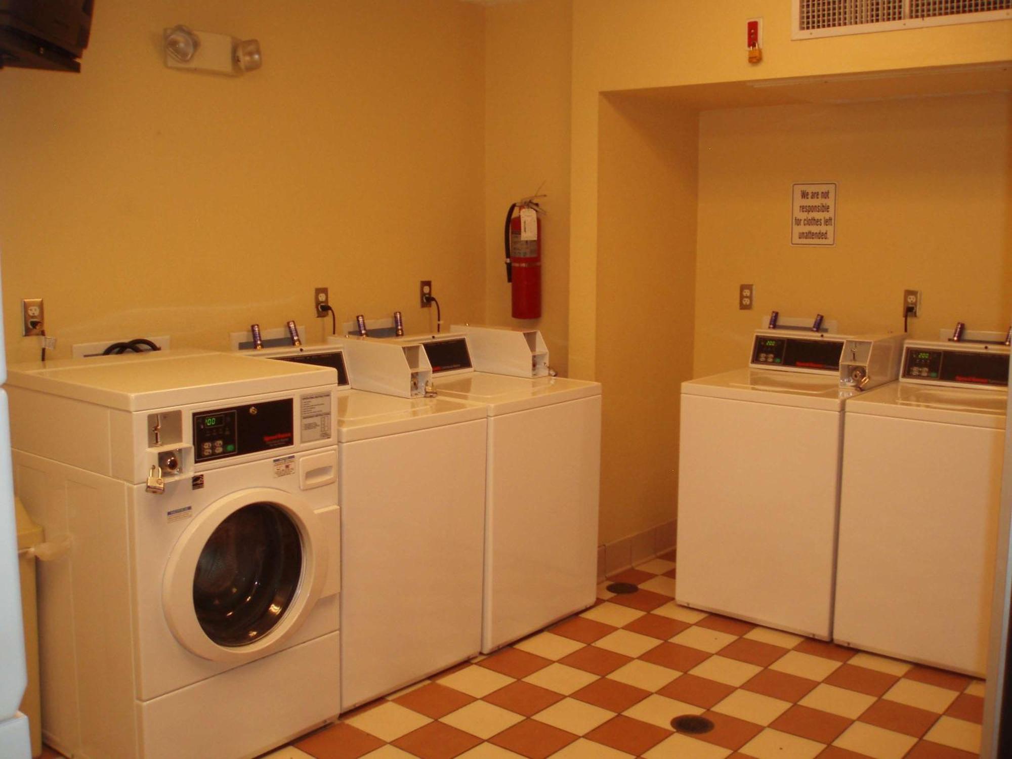 Extended Stay America Select Suites - Jacksonville - Baymeadows Εξωτερικό φωτογραφία